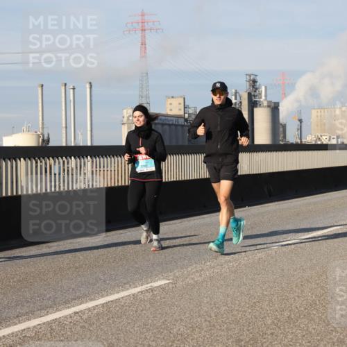 03.10.2025 - Köhlbrandbrückenlauf Lena Gebhardt http://msf.ph/oto/9139722 03.10.2025 09:57:28 Position 2 3792 meine-sportfotos.de