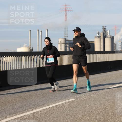 03.10.2025 - Köhlbrandbrückenlauf Lena Gebhardt http://msf.ph/oto/9139728 03.10.2025 09:57:28 Position 2 3792 meine-sportfotos.de
