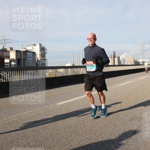 03.10.2025 - Köhlbrandbrückenlauf Lena Gebhardt http://msf.ph/oto/9139824 03.10.2025 09:57:34 Position 2 14, 1666 meine-sportfotos.de
