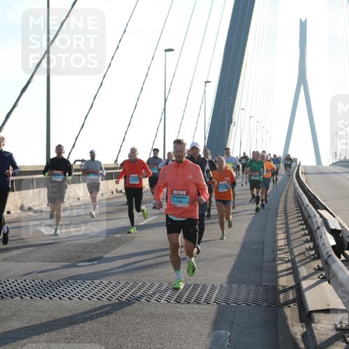 03.10.2025 - Köhlbrandbrückenlauf Yannick Fuchs http://msf.ph/oto/9139844 03.10.2025 08:24:28 Position 2  meine-sportfotos.de