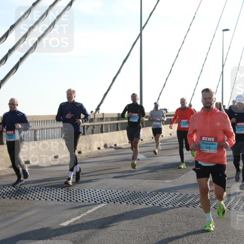 03.10.2025 - Köhlbrandbrückenlauf Yannick Fuchs http://msf.ph/oto/9139858 03.10.2025 08:24:29 Position 2 1292, 2 meine-sportfotos.de