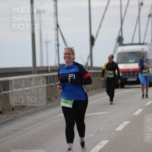 03.10.2025 - Köhlbrandbrückenlauf Jannik Wohlers http://msf.ph/oto/9139861 03.10.2025 16:10:53 Position 1 8164 meine-sportfotos.de
