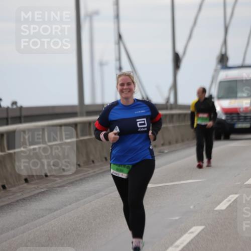 03.10.2025 - Köhlbrandbrückenlauf Jannik Wohlers http://msf.ph/oto/9139889 03.10.2025 16:10:54 Position 1 8164 meine-sportfotos.de