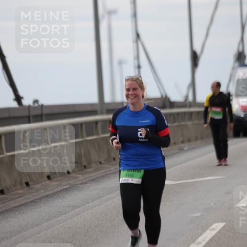 03.10.2025 - Köhlbrandbrückenlauf Jannik Wohlers http://msf.ph/oto/9139911 03.10.2025 16:10:54 Position 1 8164 meine-sportfotos.de