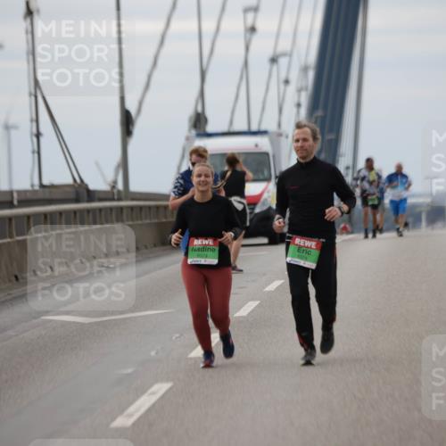 03.10.2025 - Köhlbrandbrückenlauf Jannik Wohlers http://msf.ph/oto/9139956 03.10.2025 16:10:59 Position 1 9373, 9374 meine-sportfotos.de