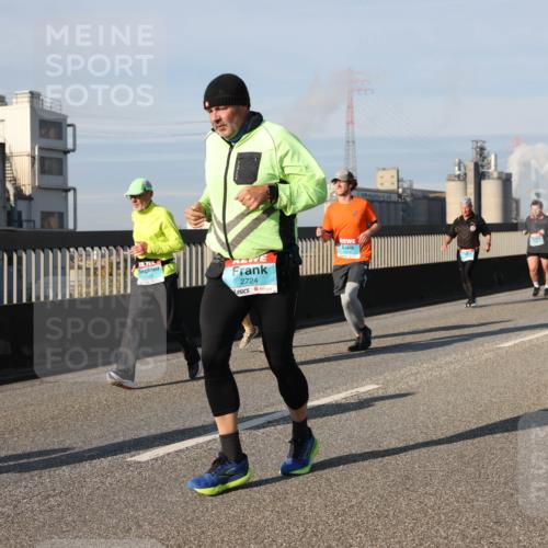 03.10.2025 - Köhlbrandbrückenlauf Lena Gebhardt http://msf.ph/oto/9139974 03.10.2025 09:57:46 Position 2 2724 meine-sportfotos.de