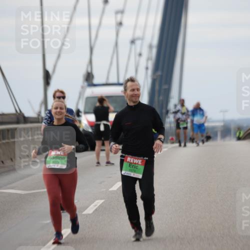 03.10.2025 - Köhlbrandbrückenlauf Jannik Wohlers http://msf.ph/oto/9139983 03.10.2025 16:11:01 Position 1 9373, 9374 meine-sportfotos.de