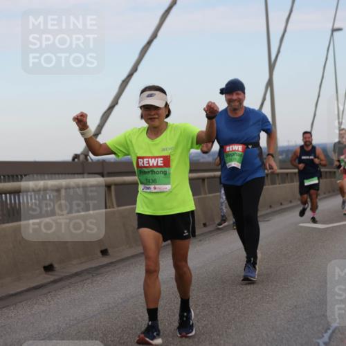 03.10.2025 - Köhlbrandbrückenlauf Jannik Wohlers http://msf.ph/oto/9140023 03.10.2025 15:31:40 Position 1 7436, 7478 meine-sportfotos.de