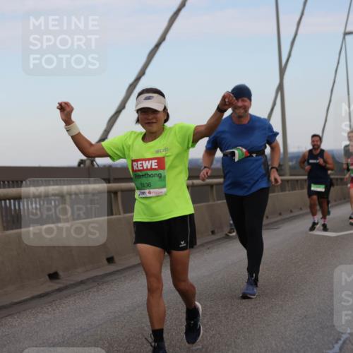 03.10.2025 - Köhlbrandbrückenlauf Jannik Wohlers http://msf.ph/oto/9140031 03.10.2025 15:31:40 Position 1 7436 meine-sportfotos.de