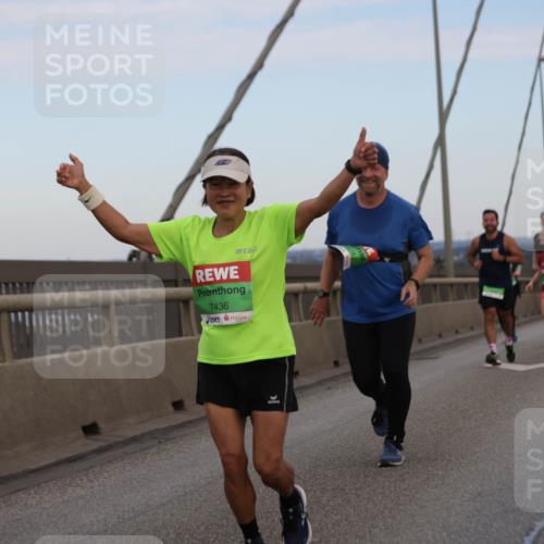 03.10.2025 - Köhlbrandbrückenlauf Jannik Wohlers http://msf.ph/oto/9140041 03.10.2025 15:31:40 Position 1 7436 meine-sportfotos.de