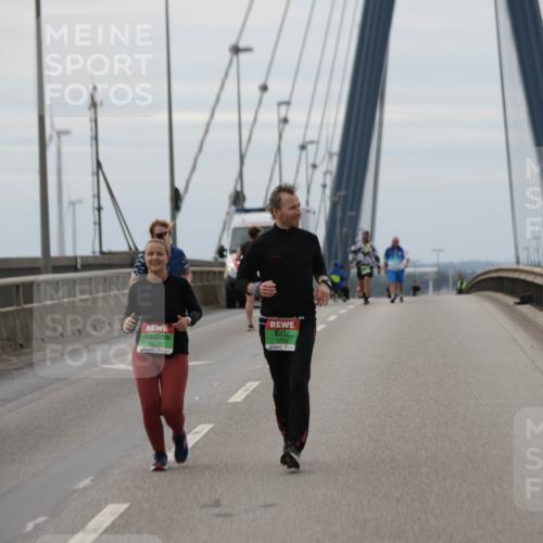 03.10.2025 - Köhlbrandbrückenlauf Jannik Wohlers http://msf.ph/oto/9140049 03.10.2025 16:11:02 Position 1 9373 meine-sportfotos.de