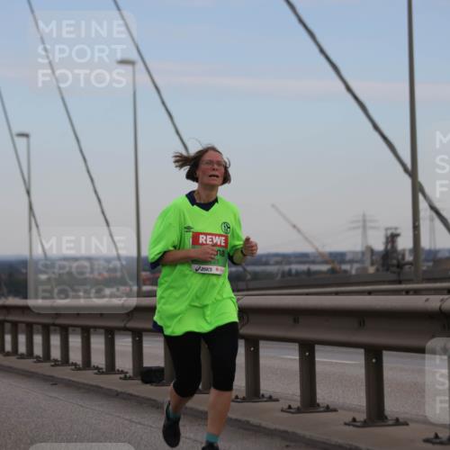 03.10.2025 - Köhlbrandbrückenlauf Jannik Wohlers http://msf.ph/oto/9140063 03.10.2025 15:31:41 Position 1 225 meine-sportfotos.de