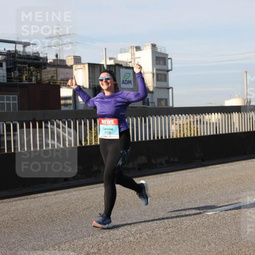 03.10.2025 - Köhlbrandbrückenlauf Lena Gebhardt http://msf.ph/oto/9140131 03.10.2025 09:57:58 Position 2 3726 meine-sportfotos.de