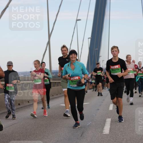03.10.2025 - Köhlbrandbrückenlauf Jannik Wohlers http://msf.ph/oto/9140137 03.10.2025 15:31:44 Position 1 9426, 816, 8162 meine-sportfotos.de