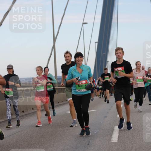 03.10.2025 - Köhlbrandbrückenlauf Jannik Wohlers http://msf.ph/oto/9140145 03.10.2025 15:31:44 Position 1 9426, 8161 meine-sportfotos.de