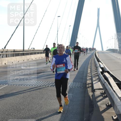 03.10.2025 - Köhlbrandbrückenlauf Yannick Fuchs http://msf.ph/oto/9140172 03.10.2025 08:24:51 Position 2 1025, 8 meine-sportfotos.de