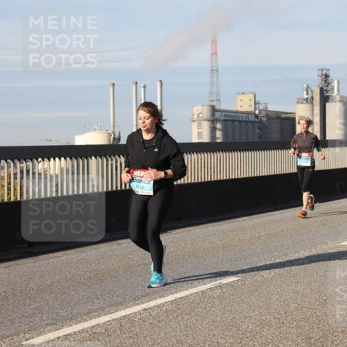 03.10.2025 - Köhlbrandbrückenlauf Lena Gebhardt http://msf.ph/oto/9140306 03.10.2025 09:58:06 Position 2 2118, 2750 meine-sportfotos.de