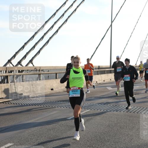 03.10.2025 - Köhlbrandbrückenlauf Yannick Fuchs http://msf.ph/oto/9140316 03.10.2025 08:25:01 Position 2 2024, 56, 3454 meine-sportfotos.de