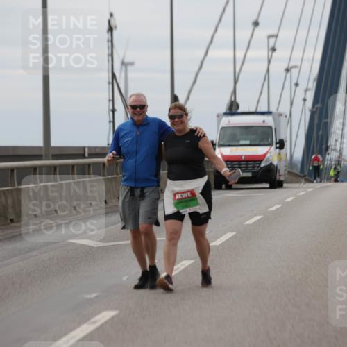 03.10.2025 - Köhlbrandbrückenlauf Jannik Wohlers http://msf.ph/oto/9140323 03.10.2025 16:11:35 Position 1 8361 meine-sportfotos.de