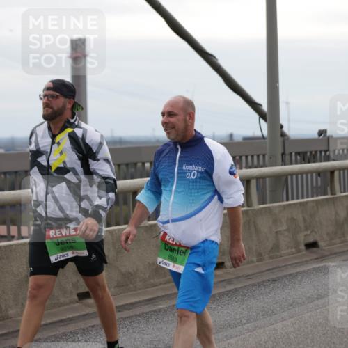 03.10.2025 - Köhlbrandbrückenlauf Jannik Wohlers http://msf.ph/oto/9140356 03.10.2025 16:11:36 Position 1 9298, 0, 0, 8593 meine-sportfotos.de