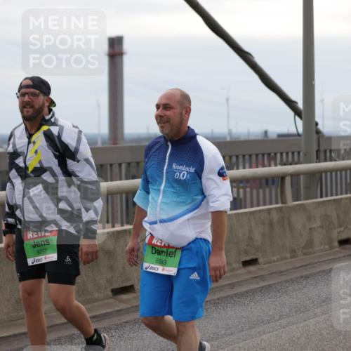 03.10.2025 - Köhlbrandbrückenlauf Jannik Wohlers http://msf.ph/oto/9140381 03.10.2025 16:11:36 Position 1 0, 0, 9298, 6, 8593 meine-sportfotos.de