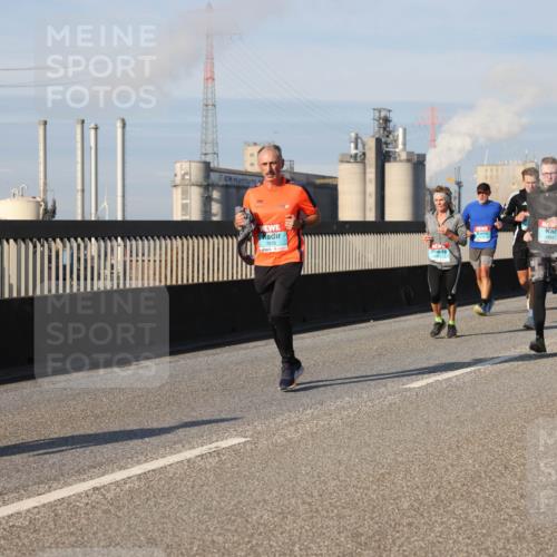 03.10.2025 - Köhlbrandbrückenlauf Lena Gebhardt http://msf.ph/oto/9140382 03.10.2025 09:58:09 Position 2 3576, 1720, 1 meine-sportfotos.de