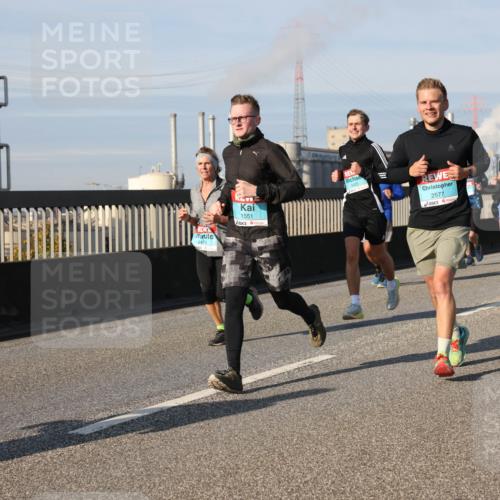 03.10.2025 - Köhlbrandbrückenlauf Lena Gebhardt http://msf.ph/oto/9140434 03.10.2025 09:58:12 Position 2 2423, 1551, 2577 meine-sportfotos.de