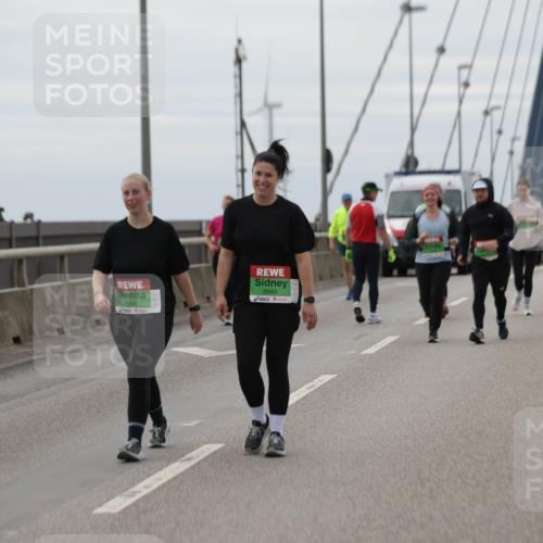 03.10.2025 - Köhlbrandbrückenlauf Jannik Wohlers http://msf.ph/oto/9140436 03.10.2025 16:12:25 Position 1 8944, 8943 meine-sportfotos.de