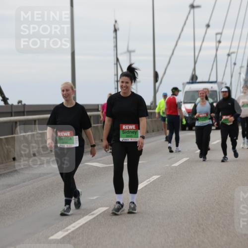 03.10.2025 - Köhlbrandbrückenlauf Jannik Wohlers http://msf.ph/oto/9140440 03.10.2025 16:12:25 Position 1 8944, 8943 meine-sportfotos.de