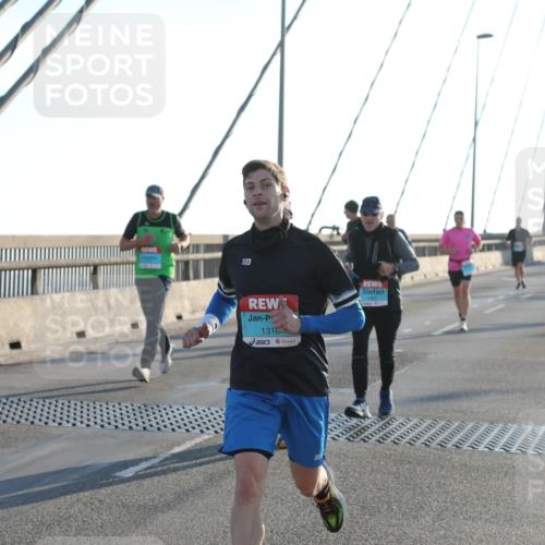 03.10.2025 - Köhlbrandbrückenlauf Yannick Fuchs http://msf.ph/oto/9140446 03.10.2025 08:25:16 Position 2 16, 1316 meine-sportfotos.de