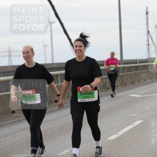 03.10.2025 - Köhlbrandbrückenlauf Jannik Wohlers http://msf.ph/oto/9140515 03.10.2025 16:12:27 Position 1 8944, 8943 meine-sportfotos.de