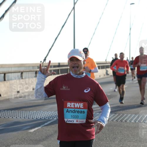 03.10.2025 - Köhlbrandbrückenlauf Yannick Fuchs http://msf.ph/oto/9140535 03.10.2025 08:25:22 Position 2 1033 meine-sportfotos.de