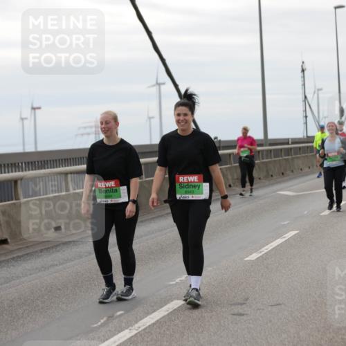 03.10.2025 - Köhlbrandbrückenlauf Jannik Wohlers http://msf.ph/oto/9140542 03.10.2025 16:12:28 Position 1 8944, 8943 meine-sportfotos.de