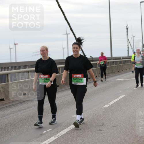 03.10.2025 - Köhlbrandbrückenlauf Jannik Wohlers http://msf.ph/oto/9140547 03.10.2025 16:12:28 Position 1 8944, 8943 meine-sportfotos.de