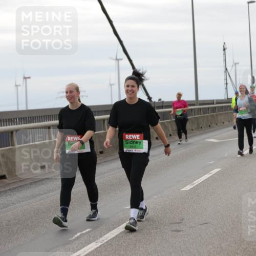 03.10.2025 - Köhlbrandbrückenlauf Jannik Wohlers http://msf.ph/oto/9140551 03.10.2025 16:12:28 Position 1 8943 meine-sportfotos.de