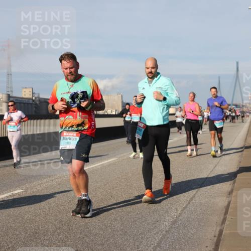 03.10.2025 - Köhlbrandbrückenlauf Lena Gebhardt http://msf.ph/oto/9140624 03.10.2025 09:58:22 Position 2 1573, 502 meine-sportfotos.de