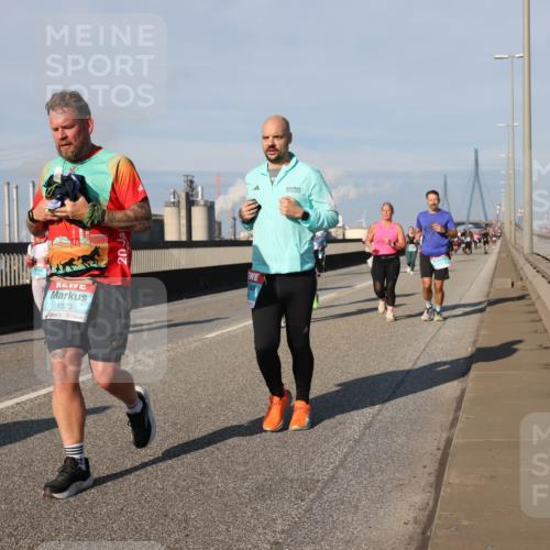 03.10.2025 - Köhlbrandbrückenlauf Lena Gebhardt http://msf.ph/oto/9140640 03.10.2025 09:58:23 Position 2 1573, 20 meine-sportfotos.de