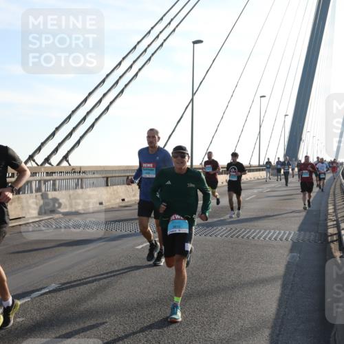 03.10.2025 - Köhlbrandbrückenlauf Yannick Fuchs http://msf.ph/oto/9140657 03.10.2025 08:25:30 Position 2 3462, 3812 meine-sportfotos.de