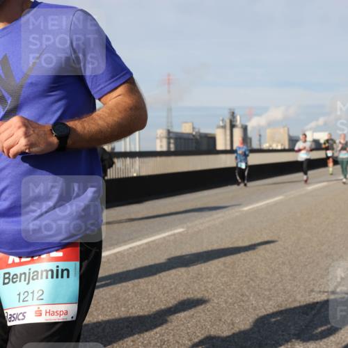 03.10.2025 - Köhlbrandbrückenlauf Lena Gebhardt http://msf.ph/oto/9140694 03.10.2025 09:58:27 Position 2 1212 meine-sportfotos.de