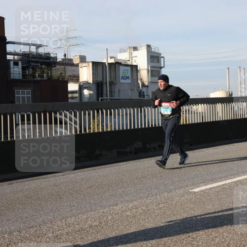03.10.2025 - Köhlbrandbrückenlauf Lena Gebhardt http://msf.ph/oto/9140706 03.10.2025 09:58:27 Position 2 2372 meine-sportfotos.de