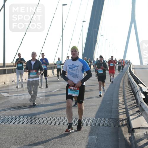 03.10.2025 - Köhlbrandbrückenlauf Yannick Fuchs http://msf.ph/oto/9140713 03.10.2025 08:25:36 Position 2 1116 meine-sportfotos.de