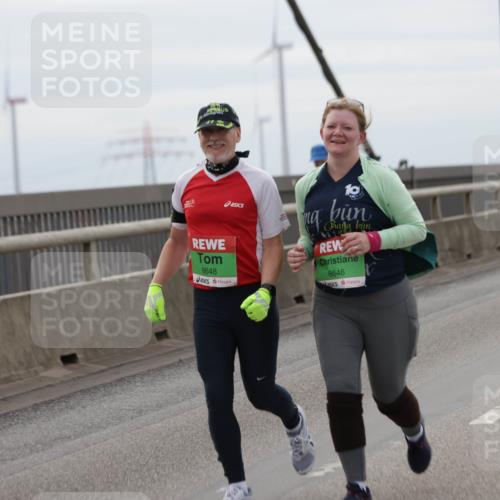 03.10.2025 - Köhlbrandbrückenlauf Jannik Wohlers http://msf.ph/oto/9140737 03.10.2025 16:12:35 Position 1 8648, 8646 meine-sportfotos.de