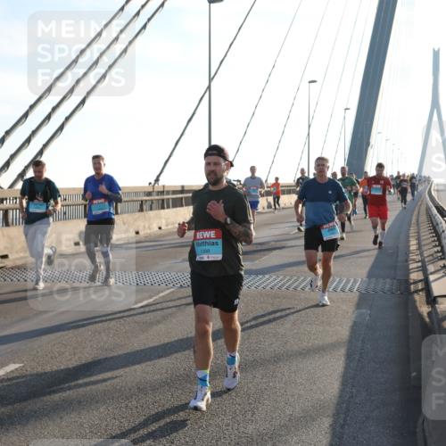 03.10.2025 - Köhlbrandbrückenlauf Yannick Fuchs http://msf.ph/oto/9140781 03.10.2025 08:25:40 Position 2 1088 meine-sportfotos.de