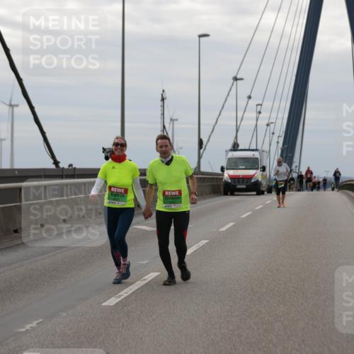 03.10.2025 - Köhlbrandbrückenlauf Jannik Wohlers http://msf.ph/oto/9140823 03.10.2025 16:12:52 Position 1  meine-sportfotos.de