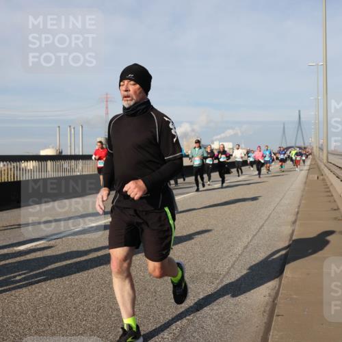 03.10.2025 - Köhlbrandbrückenlauf Lena Gebhardt http://msf.ph/oto/9140929 03.10.2025 09:58:44 Position 2  meine-sportfotos.de