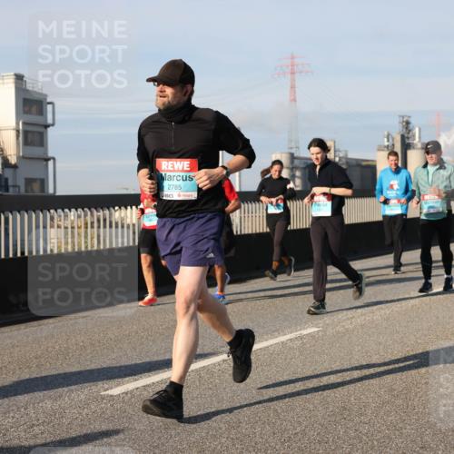 03.10.2025 - Köhlbrandbrückenlauf Lena Gebhardt http://msf.ph/oto/9140953 03.10.2025 09:58:45 Position 2 2785 meine-sportfotos.de