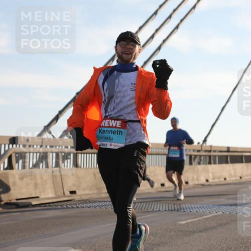 03.10.2025 - Köhlbrandbrückenlauf Yannick Fuchs http://msf.ph/oto/9140980 03.10.2025 08:25:53 Position 2 3164 meine-sportfotos.de
