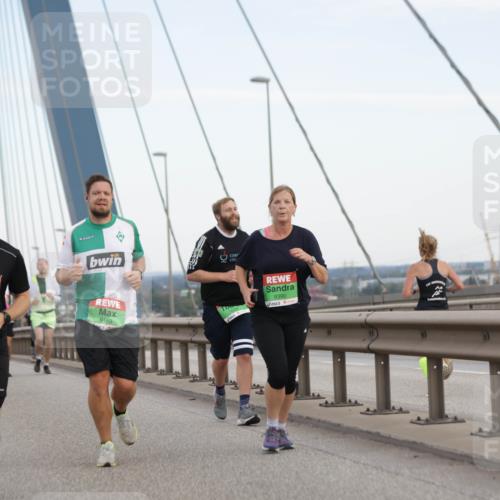 03.10.2025 - Köhlbrandbrückenlauf Jannik Wohlers http://msf.ph/oto/9141035 03.10.2025 15:33:06 Position 1 7945, 9163, 9390 meine-sportfotos.de