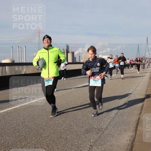 03.10.2025 - Köhlbrandbrückenlauf Lena Gebhardt http://msf.ph/oto/9141151 03.10.2025 09:58:58 Position 2 1548 meine-sportfotos.de