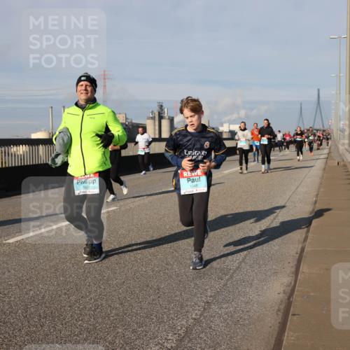 03.10.2025 - Köhlbrandbrückenlauf Lena Gebhardt http://msf.ph/oto/9141159 03.10.2025 09:58:58 Position 2 1549, 1548 meine-sportfotos.de